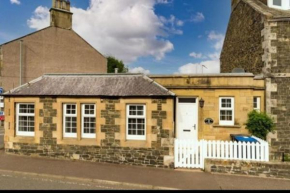 Crossways Cottage Quirky 2 bedroom cottage in Central Peebles